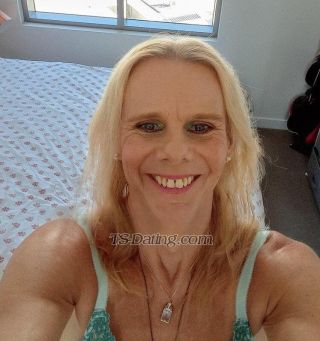 trans girl KaylaGAus 7751405