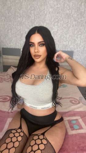 trans girl Kayrawy 7718757
