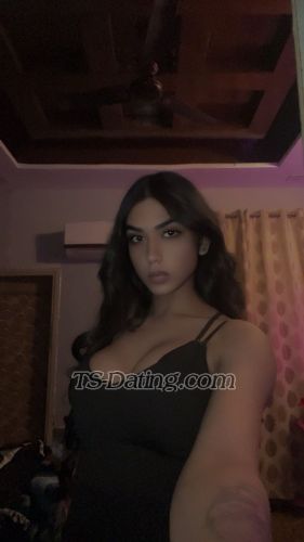 trans girl Kiara25 0364747