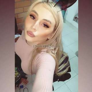 trans girl KimEscobar 0403519 trans girl KimEscobar 0403519