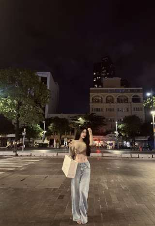 KimVivi 1693707 KimVivi 1693707