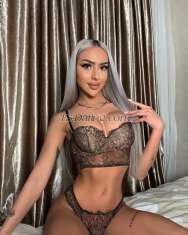 Kris10 Bucharest Transex Www.Onlyfans.com/yourfavbabydoll Heyyy, ravie de te voir ici bébé ! Je suis super excitée de te rencontrer. Je m'appelle Kris, je suis une tgirl de 21 ans prête à réaliser tes rêves. Si jamais tu as souhaité être entourée d'une personne gentille, aimable et propre tgirl alors tu as trouvé la bonne. Je tiens également à mentionner que je ne parle aucune autre langue que l'anglais, mais je suppose que cela ne posera pas de problème si tu souhaites me rencontrer. J'ai hâte de m'amuser avec toi bébé !! Dans : -69 -jeu de rôle -faire la fête -anal -massage -domination -baiser français -face-sitting