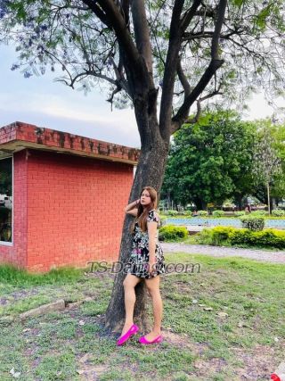 trans girl KrystalSweet 7906151