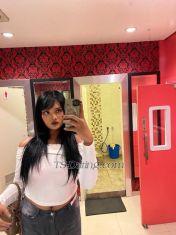 Kylashyamala Batam Transex Hi i'm Kyla Shyamala, u can call me kyla, I am a friendly and affectionate trans woman with a good attitude. I am beautiful, with exotic skin, long hair, and a bright, sweet smile. I am physically capable and can satisfy your desires. Let's go on a date! 🥰💗