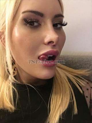 trans girl LACONTESSA 7041543 trans girl LACONTESSA 7041543