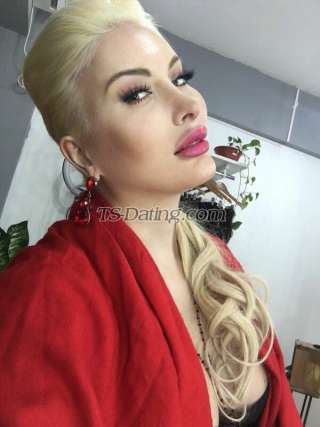 trans girl LACONTESSA 7041748 trans girl LACONTESSA 7041748