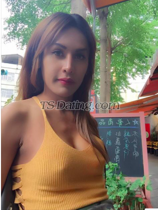 trans girl LBpower 0024195