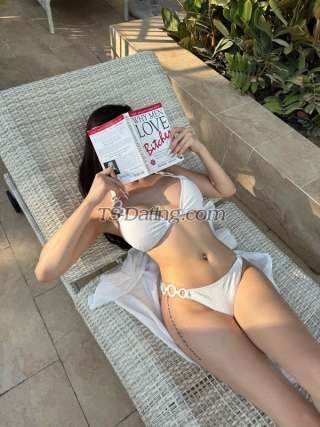 trans girl Ladylee 1588112 trans girl Ladylee 1588112