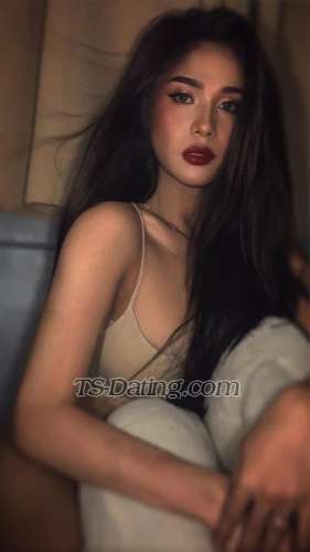 trans girl Lara07 2481202 trans girl Lara07 2481202