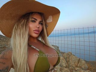 trans girl LaraBelmondo 1077752 trans girl LaraBelmondo 1077752