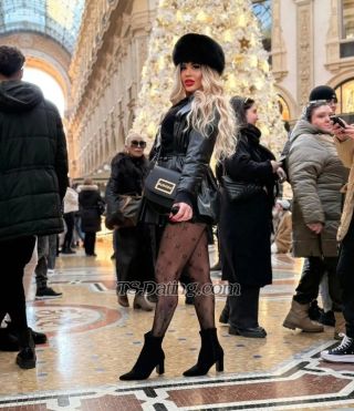 trans girl LaraBelmondo 2522303 trans girl LaraBelmondo 2522303