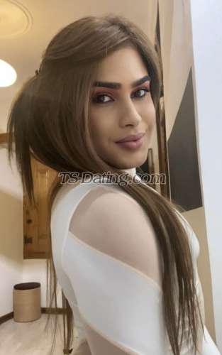 trans girl LaraCross 0203747 trans girl LaraCross 0203747