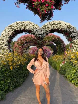 trans girl Larabianchix 1709737 trans girl Larabianchix 1709737