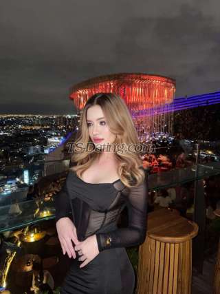 trans girl Laura69860 7968541