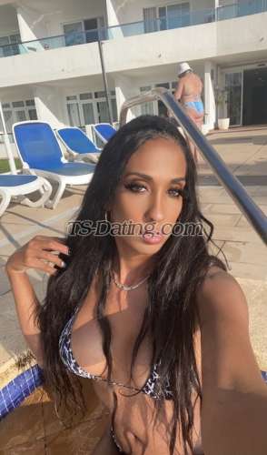 trans girl LaurentNicol 0077605 trans girl LaurentNicol 0077605