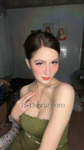 trans girl LavAndres 7715295