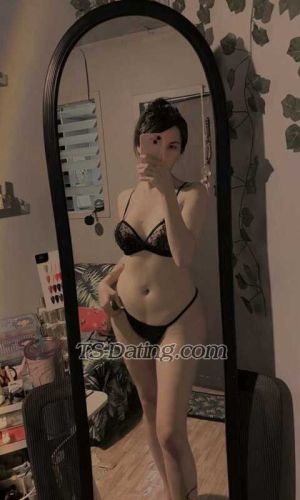 trans girl LavAndres 7885431