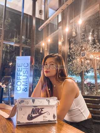 trans girl Leeeeyyyy 8910484 trans girl Leeeeyyyy 8910484