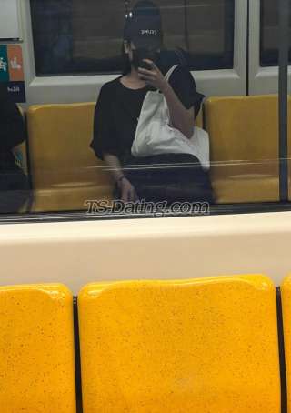 trans girl Leeyaxo123 2549227 trans girl Leeyaxo123 2549227