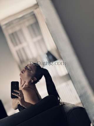 trans girl Leonna 8537072 trans girl Leonna 8537072