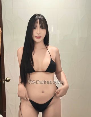 trans girl LilinLilin 8739019