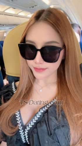 trans girl LillyBloosom 1974893 trans girl LillyBloosom 1974893