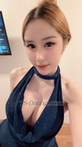 trans girl LillyBloosom 2436967 trans girl LillyBloosom 2436967