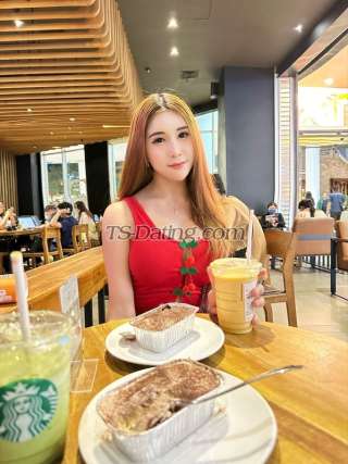 trans girl LillyBloosom 6256551 trans girl LillyBloosom 6256551