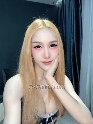 trans girl LillyBloosom 6865723 trans girl LillyBloosom 6865723