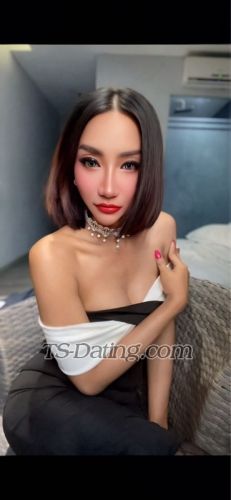 trans girl Lindaoppo 2462975