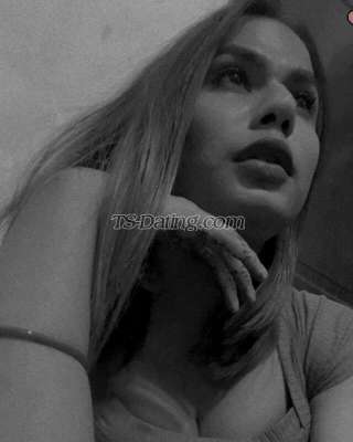 trans girl Lorensingh 2796404