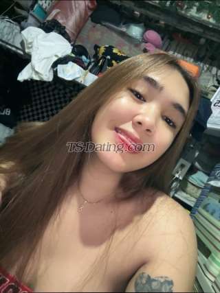 trans girl Louraine 6813323 trans girl Louraine 6813323