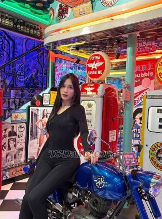 trans girl Luna19 4066204