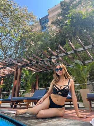 trans girl latifahadid 1668033 trans girl latifahadid 1668033