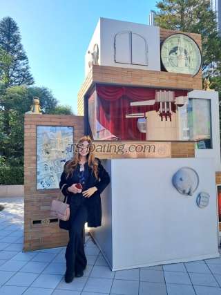 trans girl latifahadid 2052860 trans girl latifahadid 2052860