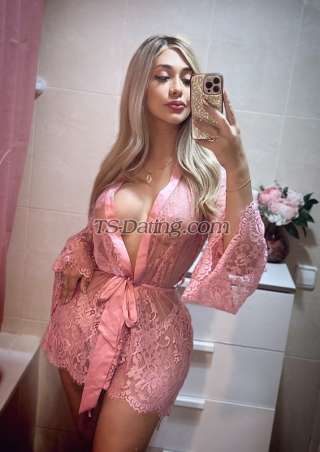 trans girl lucyferro 3339070