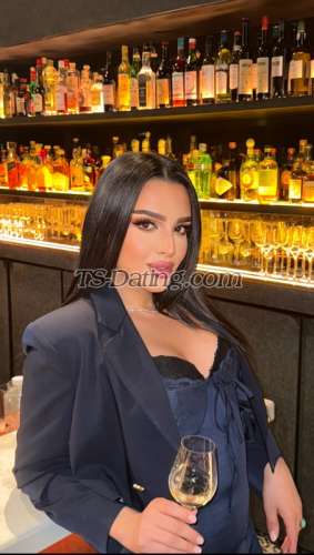 trans girl MISSBELLUCI 7764998 trans girl MISSBELLUCI 7764998