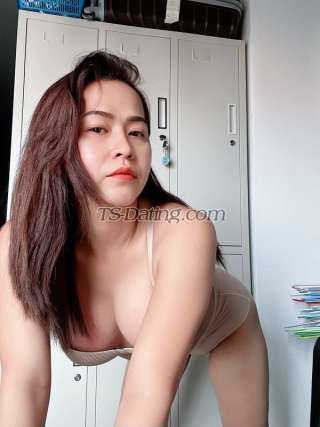 trans girl Macky04 0245657 trans girl Macky04 0245657