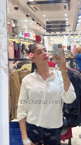 trans girl Mahitaneja 9301209 trans girl Mahitaneja 9301209