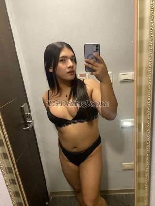 trans girl Mau96 3197204 trans girl Mau96 3197204