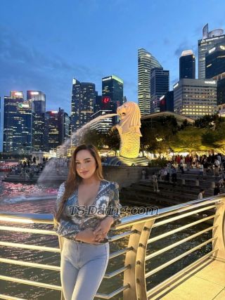 trans girl MaxineIsYours 4743025