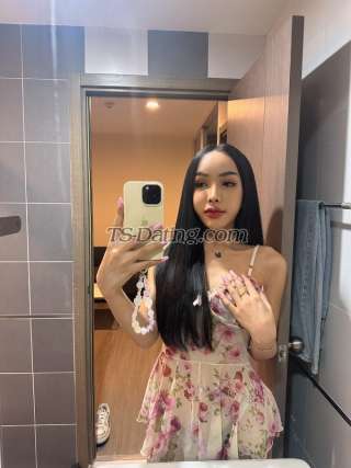 trans girl Maya617056 2157918 trans girl Maya617056 2157918