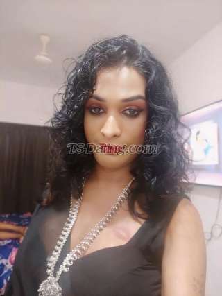 trans girl MayaRaghuvee 8032976 trans girl MayaRaghuvee 8032976