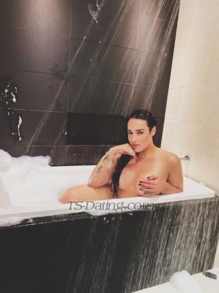 trans girl MelBelcourt 2218789