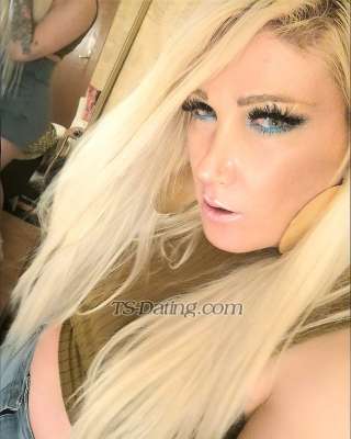 trans girl Melisayla 8941379 trans girl Melisayla 8941379