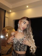 Melissa007 Istanbul Transex Hi everyone🌸 I’m a Russian-speaking trans girl in
Istanbul. If you want to relax, have a good time, and feel
intense emotions — I’m the one for you
❤️❤️‍🩹I’m versatile, I can host or come
to you, kitten 🌸I can be a gentle kitten or a strict
lioness 🌸If you’re up for an experiment, you’re
more than welcome 