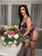 MelloMich Lublin Transex Always in a good mood, well groomed and fragrant ready to fulfill all your desires, I don't have any taboos, it's my first time in Sofia Top and Bottom, super Liberal with all your fetishes. I love take control until take u to heaven.
I have a good cock full of cum always ready for give u that until the last drop.  come and meet me is.