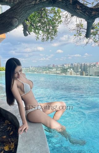 trans girl MeovvMeow 0307334