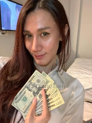 trans girl MeyMeyWaria 5294695