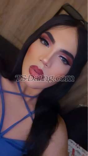 trans girl MiaMilani 7339605